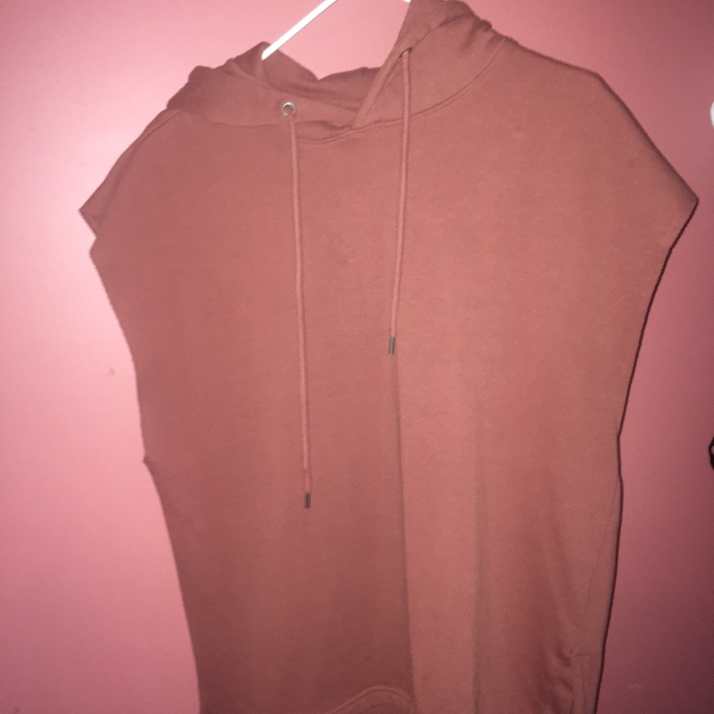 Sleeveless Hoodie.